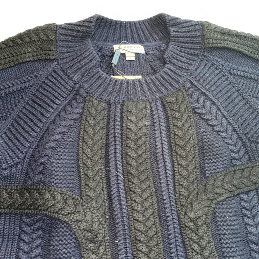 Burberry Women’s Sweater - Picture 2 of 5